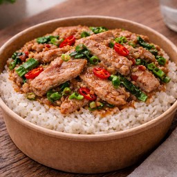 ไข่ดาว สี่แยกแหนมเนือง