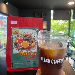 อเมริกาโน่ (berries bomb)