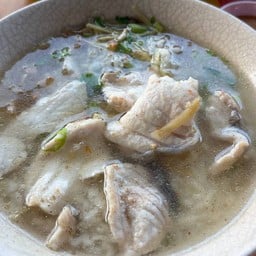 ข้าวต้มปลาอินทรี เจ้เป็ด