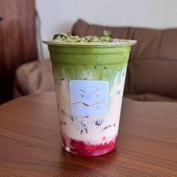 มัทฉะสตรอว์เบอร์รี่ (Strawberry Matcha)