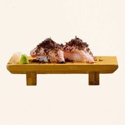 ซูชิโอโทโร่เผาไฟและทรัฟเฟิล