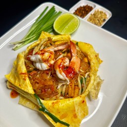 ย.น.น. Bar&Bistro