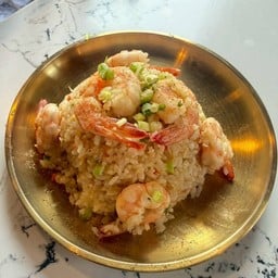 ข้าวผัดกุ้งเด้งเน้นๆ (กุ้งทั้งจาน)