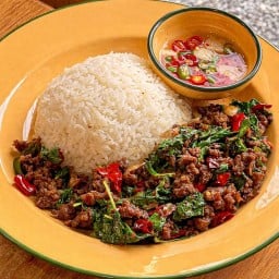 กะเพราคลั่ง - สูตรพริกแห้งแสบลิ้น (พระราม3)