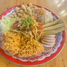 ตำถาดอีสาน ( ปลาร้ากุ้งสด)