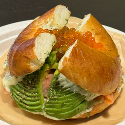 Yellow Avo Bagel (Recommended)