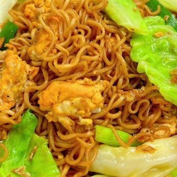 ครัวคุณแม่ อาหารตามสั่ง(ราชภัฏประตู2)