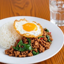 โคตรกระเพราพริกแห้ง