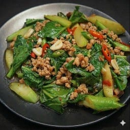 ข้าวคะน้าหมูสับ