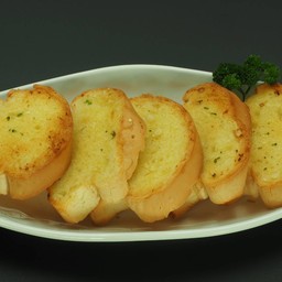 ขนมปังกระเทียม