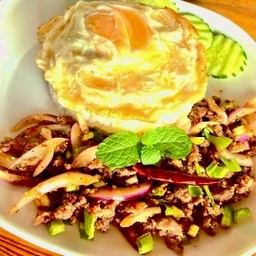 ข้าวลาบ เนื้อ