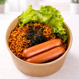 มาม่าเผ็ดเกาหลี+ไส้กรอก