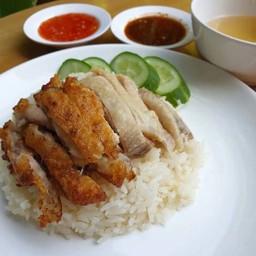 ข้าวมันไก่ต้มทอด