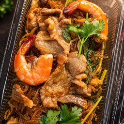 กุ้งอบวุ้นเส้น
