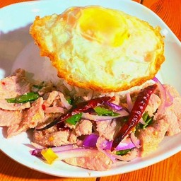 ข้าวน้ำตก ไก่