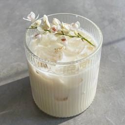 Camellia Milk Tea ชานมดอกคามิเลีย