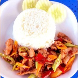 ผัดพริกสดหมูนุ่มเผ็ดๆ (ราดข้าว)
