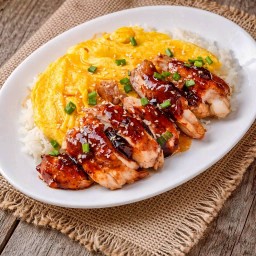 ข้าวไก่ย่างซอสเทอริยากิ +ไข่ขยี้