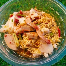 ยำนัว  ผัวหลง  /ยำเสียบไม้   สาขา2 สาขาแยกเจ