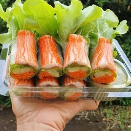 สลัดโรลแป้งปูอัด