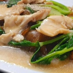 ราดหน้าไก่
