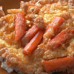 ข้าวไข่เจียวปูอัด