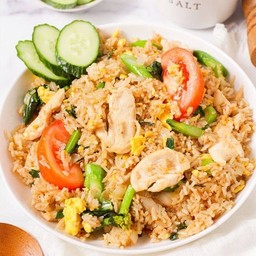 ข้าวผัดไก่