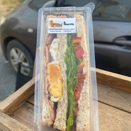 โฮลวีท เบคอนไข่ดาว