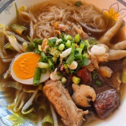 ร้านก๋วยเตี๋ยวโล่งโต้ง สูตรไชยา สาย 3