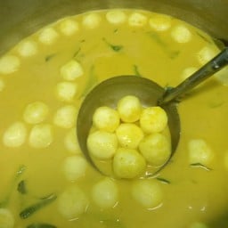 ขนมจีนน้ำยาปักษ์ใต้