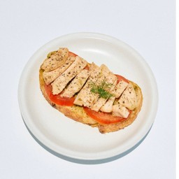 Pesto chicken sourdough