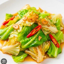 กะหล่ำปลีผัดน้ำปลา