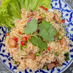 ข้าวยำน้ำปลาร้าหมูแดด