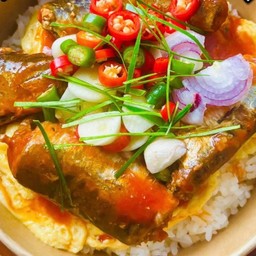 ข้าวไข่ข้นยำปลากะป๋อง