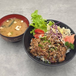 ข้าวหน้าหมูผัดซอสนิกุ