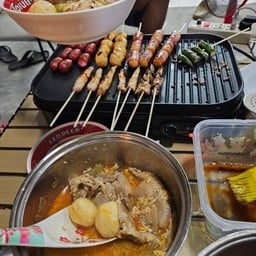หมาล่าหน้าร้าน