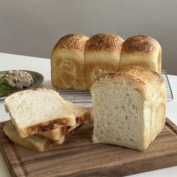 Soft sourdough loaf