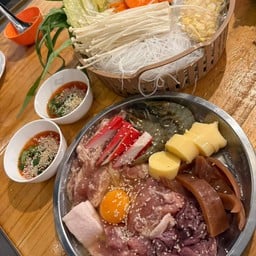 จันทร์เอ๋ยจันทร์เจ้าหมูกระทะ&นั่งชิว