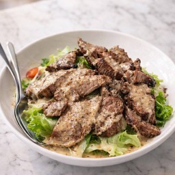 สลัดสันคอหมูย่าง แจ่วเดรซซิ่ง