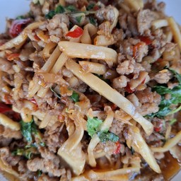 กระเพราะหมูหน่อไม้ดอง