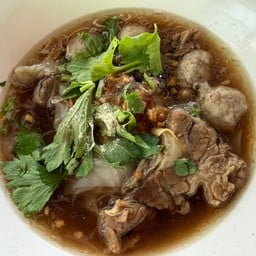 เตี๋ยวเนื้อตุ๋น หมูตุ๋น พระราม 2  (นายทองคำ) สาขาพระราม2
