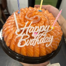 เค้ก 2 ปอนด์แถมฟรีเทียนเครื่องเคียงทานคู่