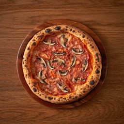 Regina Pizza พิซซ่าอิตาเลียนแฮมและเห็ด