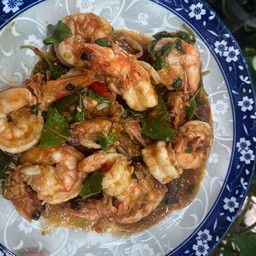 กระเพรากุ้ง เป็บกับ