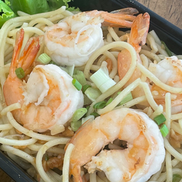 สปาเก็ตตี้ผัดพริกเกลือ กุ้ง