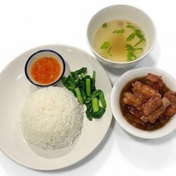 ข้าวซี่โครงหมูตุ๋น