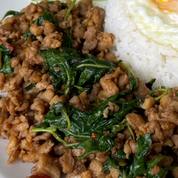 ข้าว กะเพราไก่สับ