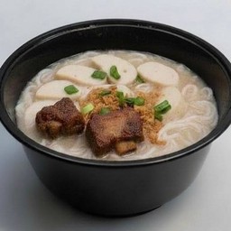 ก๋วยจั๊บญวน+ซี่โครงหมูตุ๋น