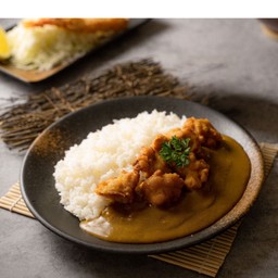 สูตรใหม่! ข้าวไก่คาราเกะแกงกะหรี่ เข้มข้น กลมกล่อมยิ่งขึ้น Karake Chicken with rice and japanese curry