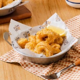 หมึกชุบแป้งทอด Calamari
